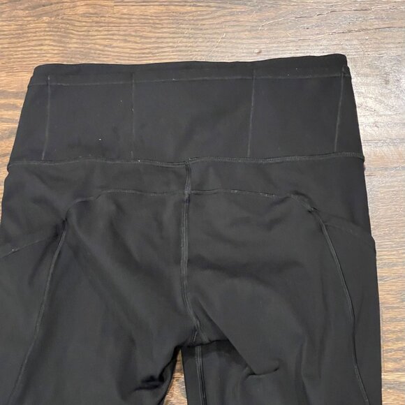 Lululemon Fast and Free High Rise Tight in Black, 25", Size 4 - Picture 7 of 10